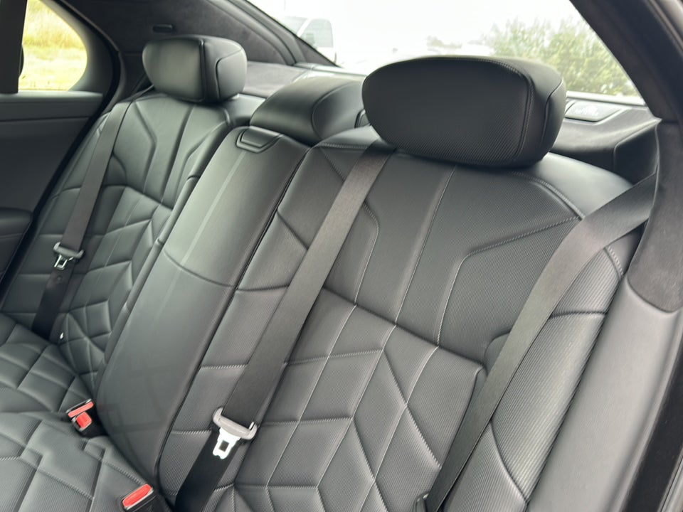 2026 BMW 7 Series 740i