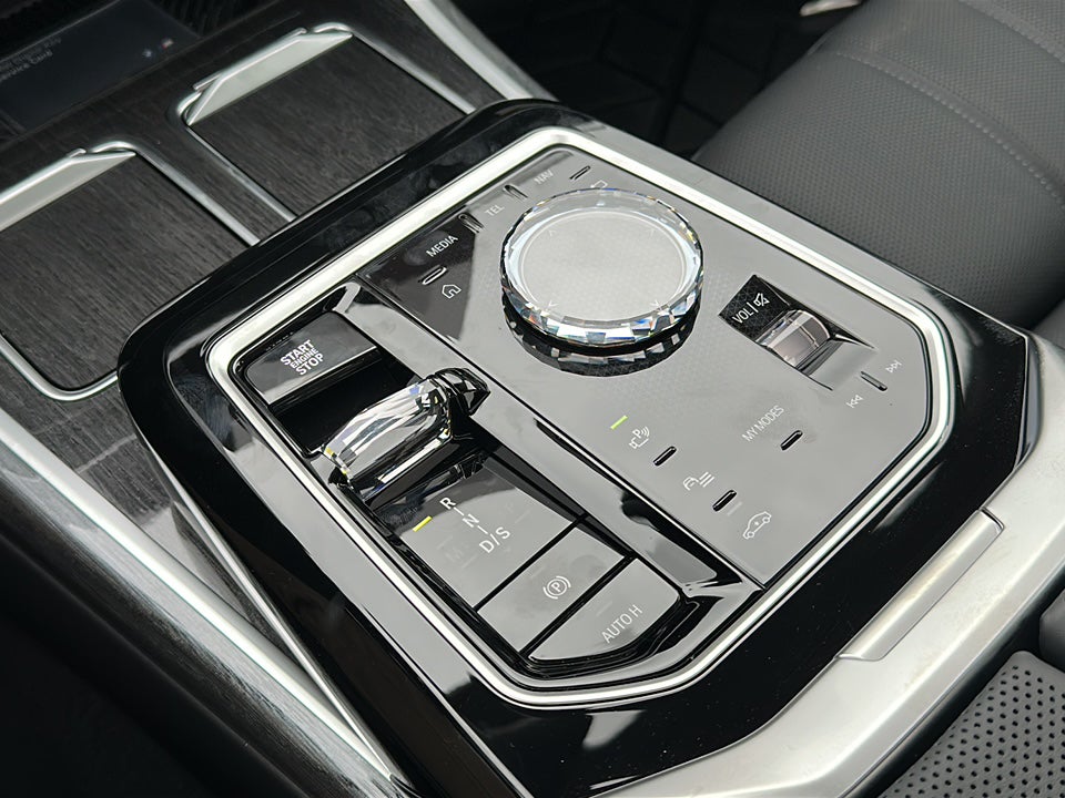 2026 BMW 7 Series 740i