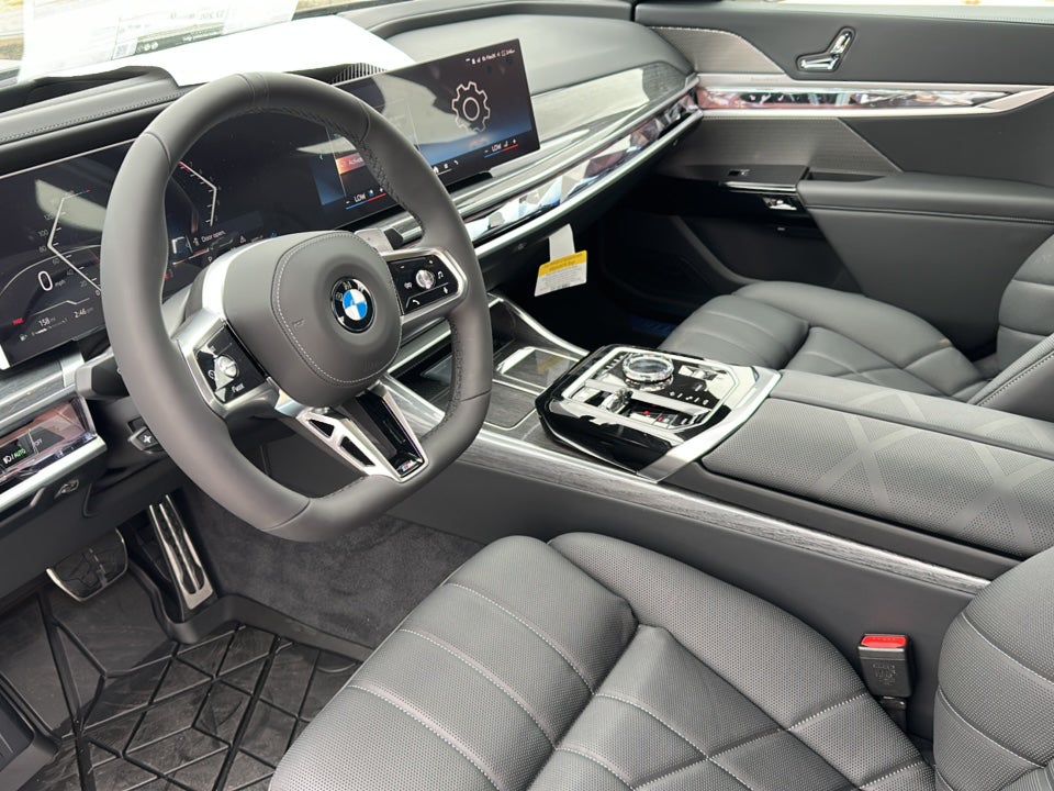 2026 BMW 7 Series 740i