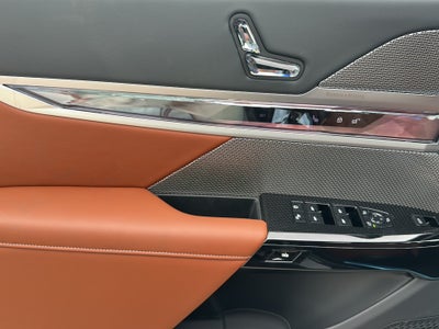 2025 BMW 760 i xDrive