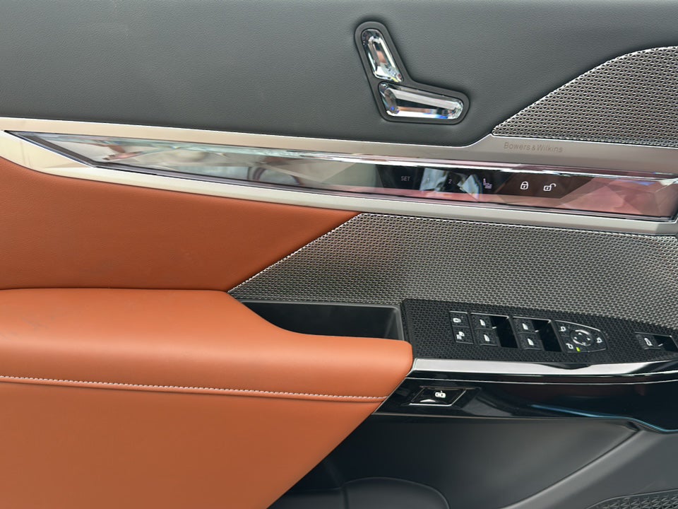 2025 BMW 760 i xDrive