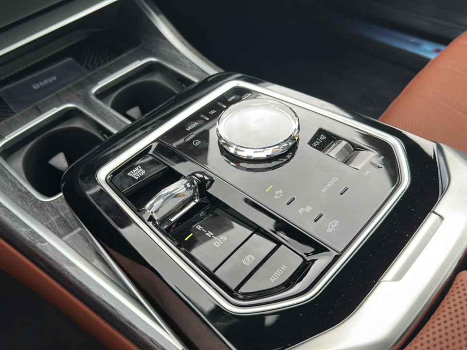 2025 BMW 760 i xDrive