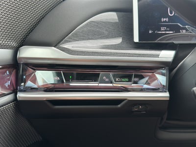 2025 BMW 760 i xDrive