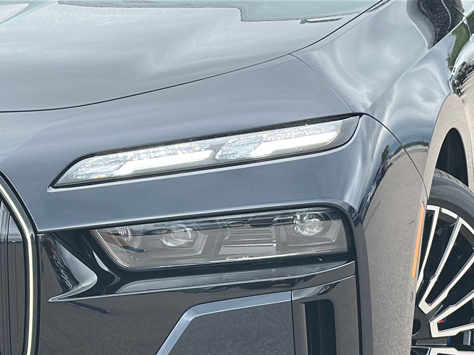 2025 BMW 760 i xDrive