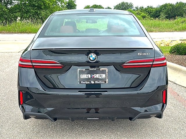 2027 BMW 5 Series 530i