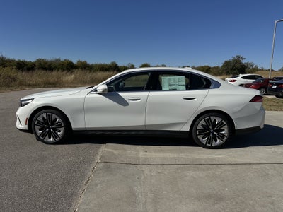 2026 BMW 5 Series 530i