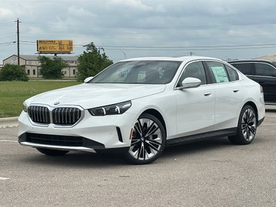 2026 BMW 5 Series 530i