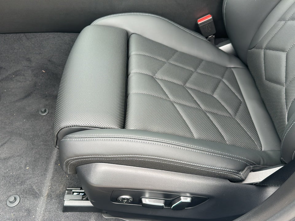 2026 BMW 5 Series 530i