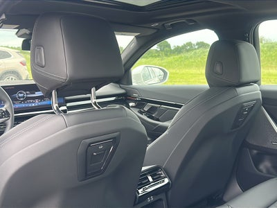 2026 BMW 5 Series 530i