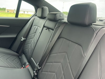 2026 BMW 5 Series 530i