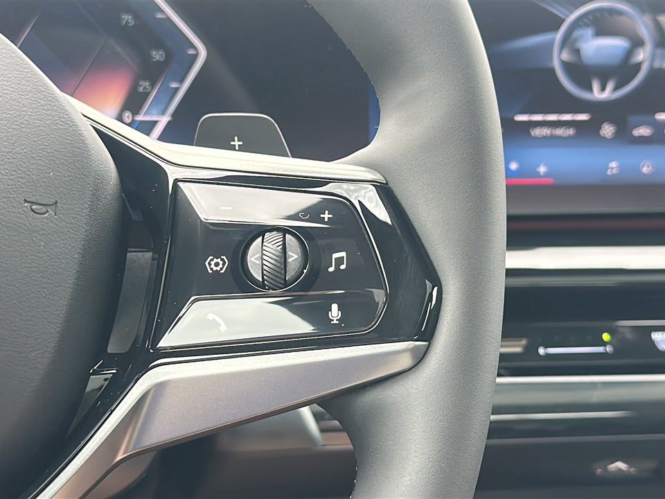 2026 BMW 5 Series 530i