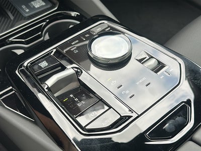 2026 BMW 5 Series 530i