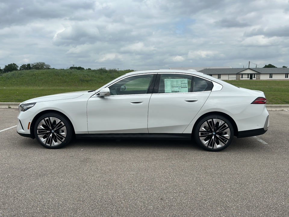 2026 BMW 5 Series 530i