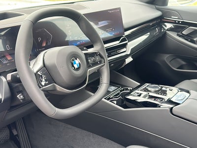 2026 BMW 5 Series 530i