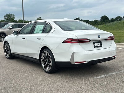 2026 BMW 5 Series 530i