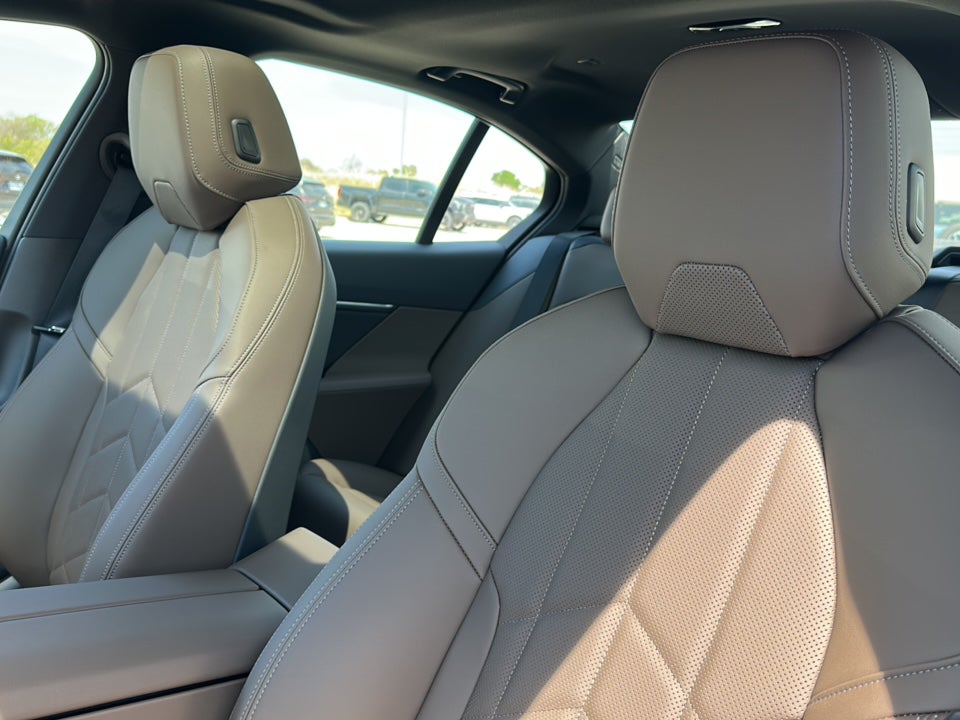 2026 BMW 5 Series 530i