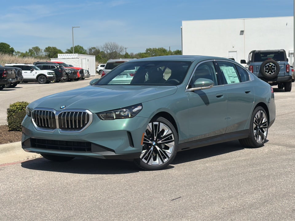 2026 BMW 5 Series 530i