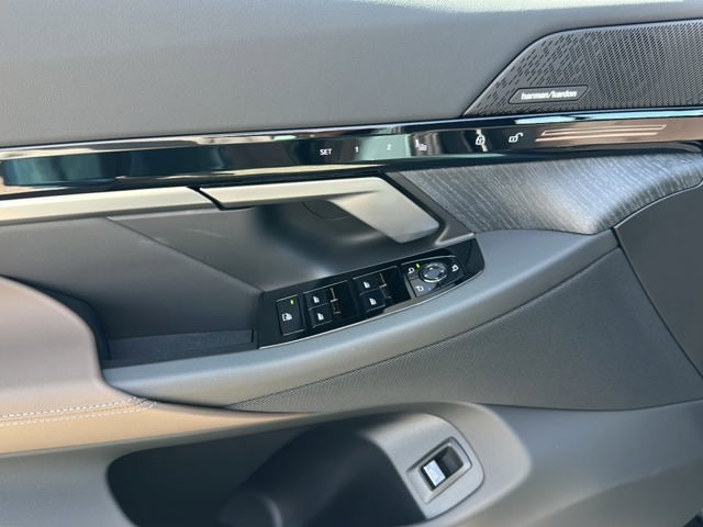 2026 BMW 5 Series 530i