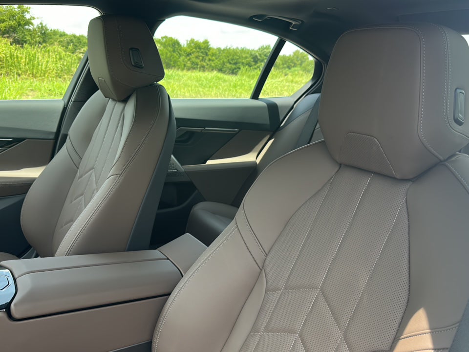 2026 BMW i5 eDrive40