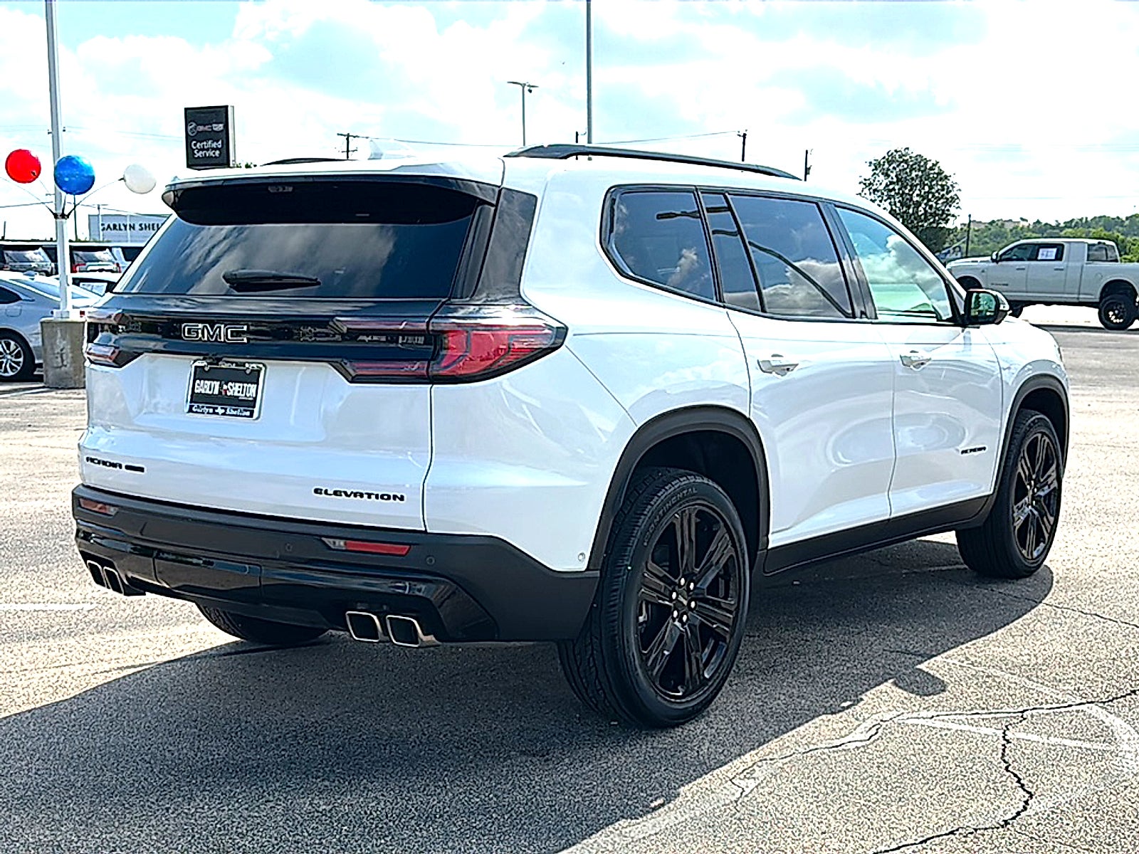 2026 GMC Acadia Elevation