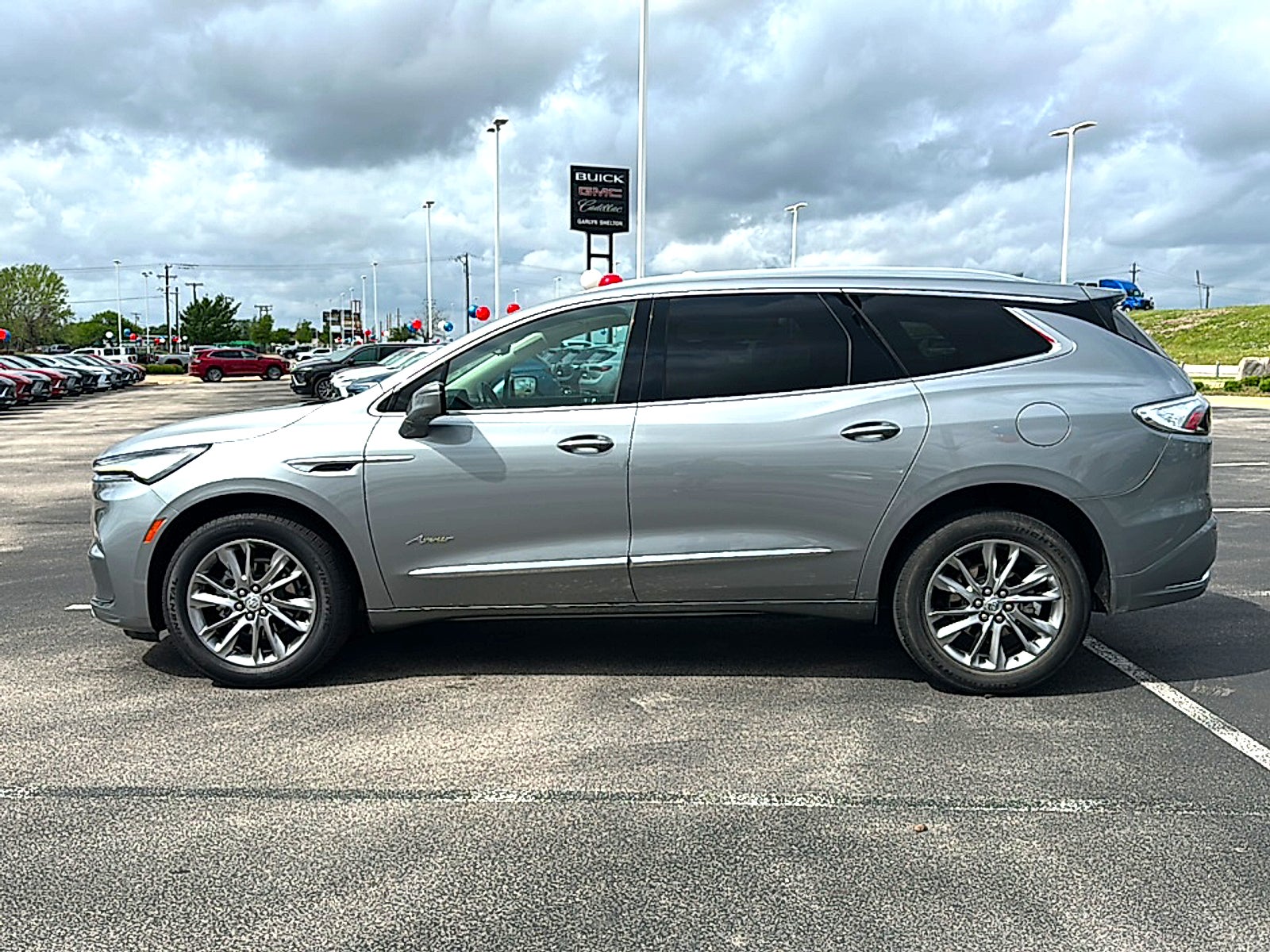 2023 Buick Enclave Avenir