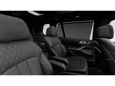 2027 BMW X7 M60i