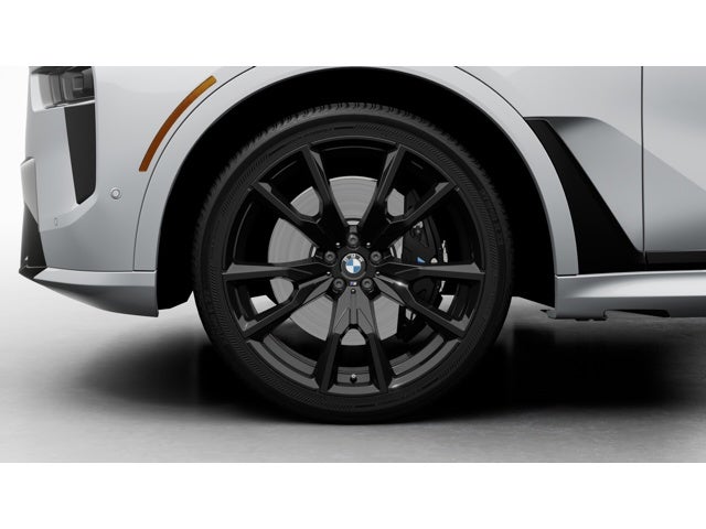 2027 BMW X7 M60i